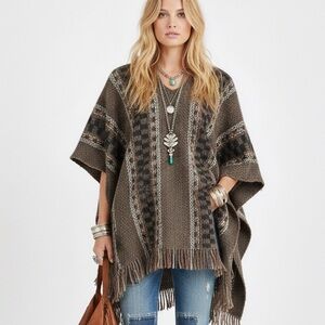 Vintage CADENA 100% Virgin Wool Poncho Handmade in Ecuador Bohemian Earthy Warm